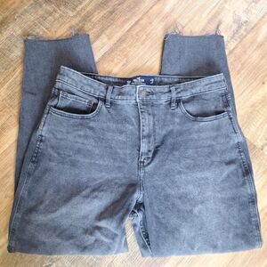 Hollister Ultra High Rise Mom Jean Faded Black size 15R/32x27